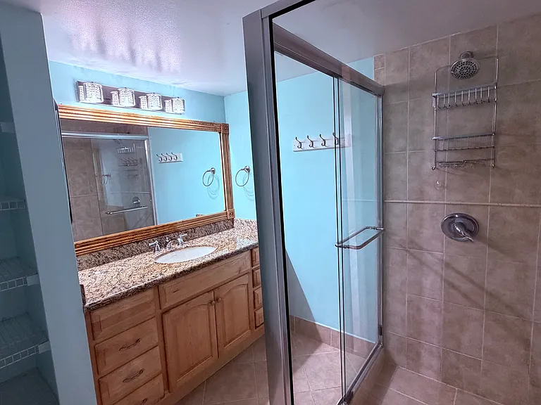 6800 Cypress Rd #401 — Photo 17