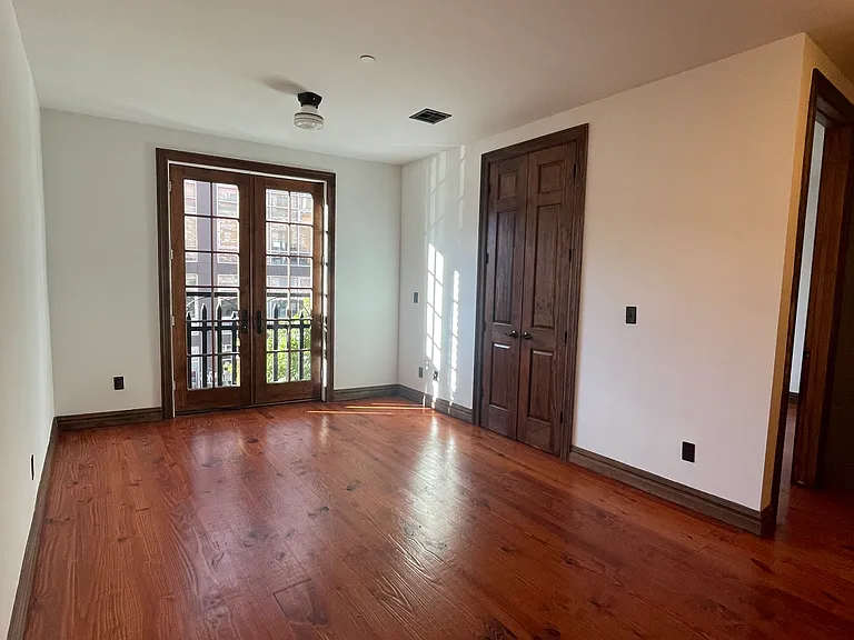 237 Kent Ave #2F — Photo 2