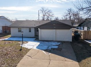 1424 NW 104th St, Oklahoma City, OK 73114