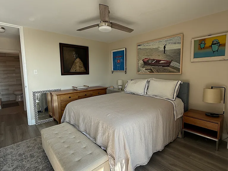 1200 Vine St #6A — Photo 11