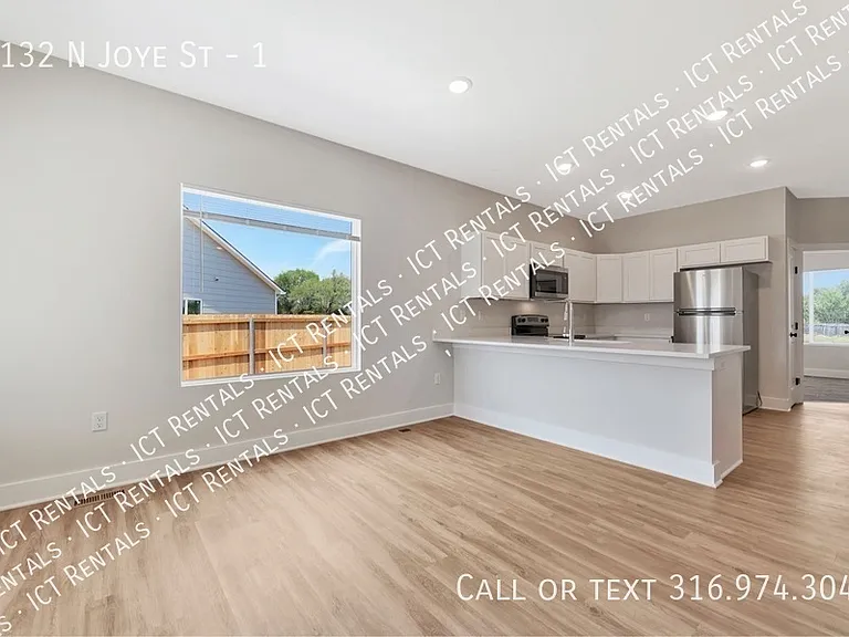 1132 N Joye St #1 — Photo 2