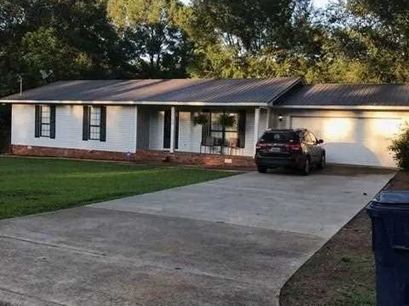 1206 Pointer Dr SW, Jacksonville, AL 36265
