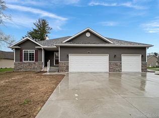 4250 Meadow Ct, Port Huron, MI 48060