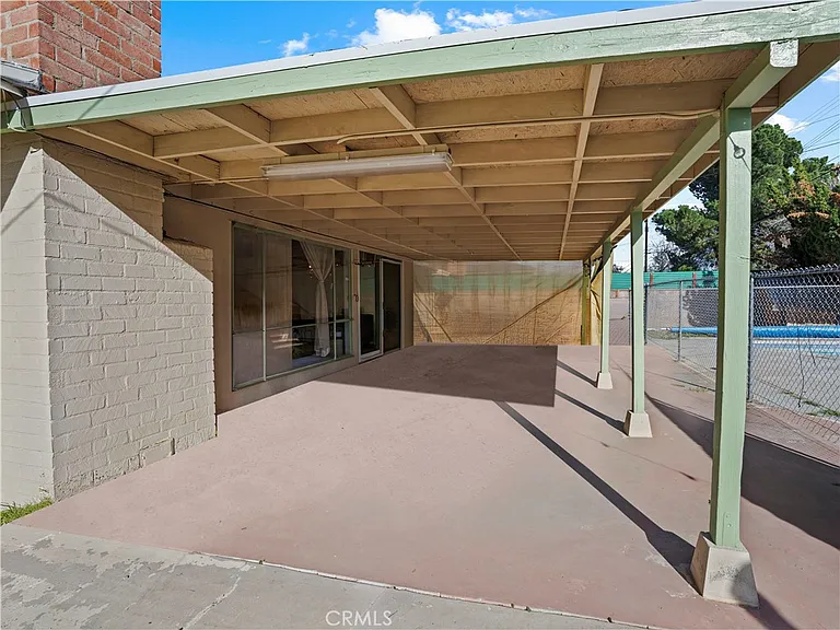 1112 E Avenue J4 — Photo 22