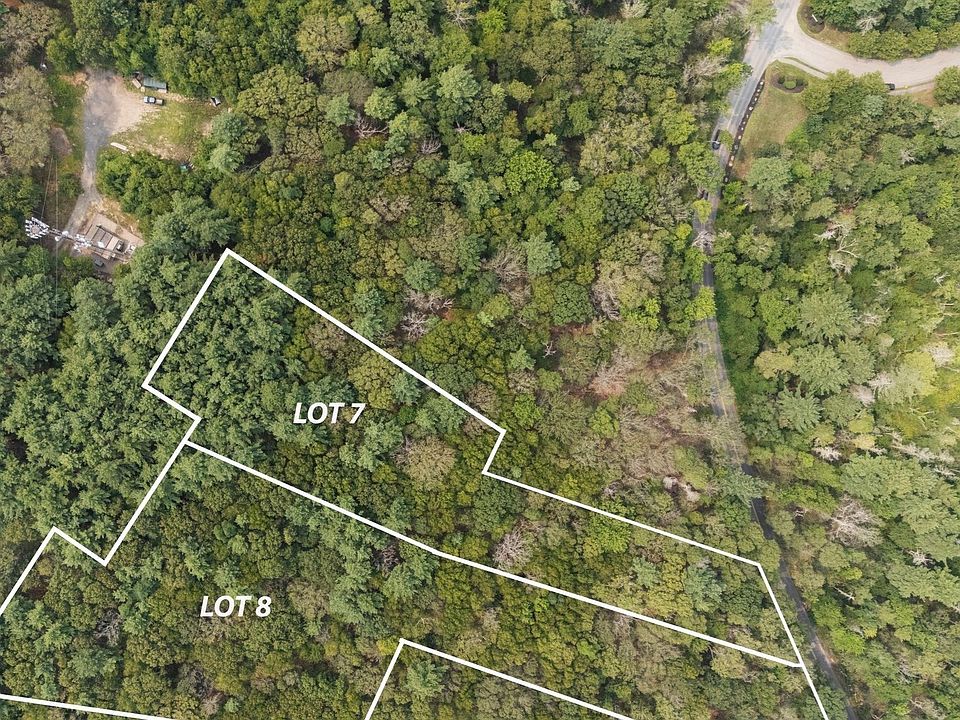 1st image of 451 Clapp Rd