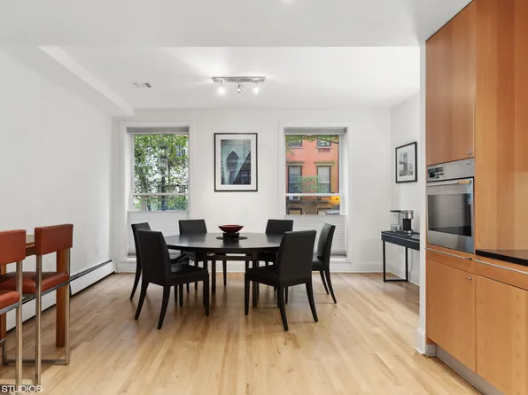 71 Pierrepont Street image 2 of 17