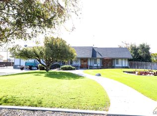 7017 Lindsay Rd, Bakersfield, CA 93313