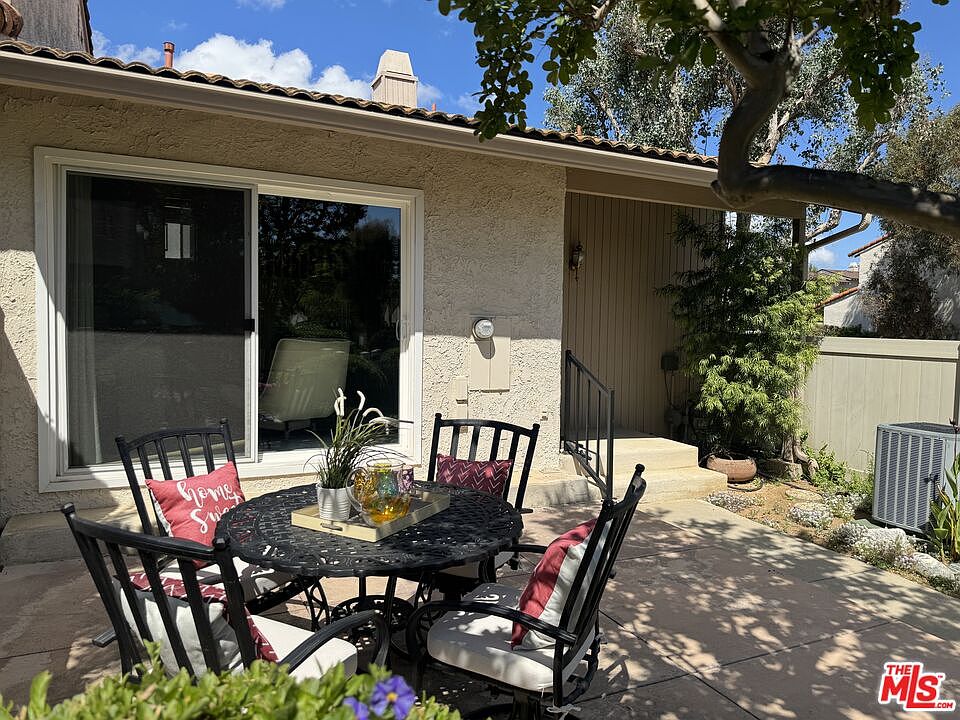 1st image of 1298 Ramona Dr