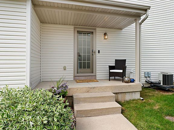 2nd image of 2914 Kentville Dr