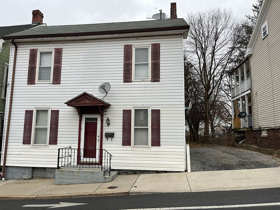 1st image of 214 East Ave