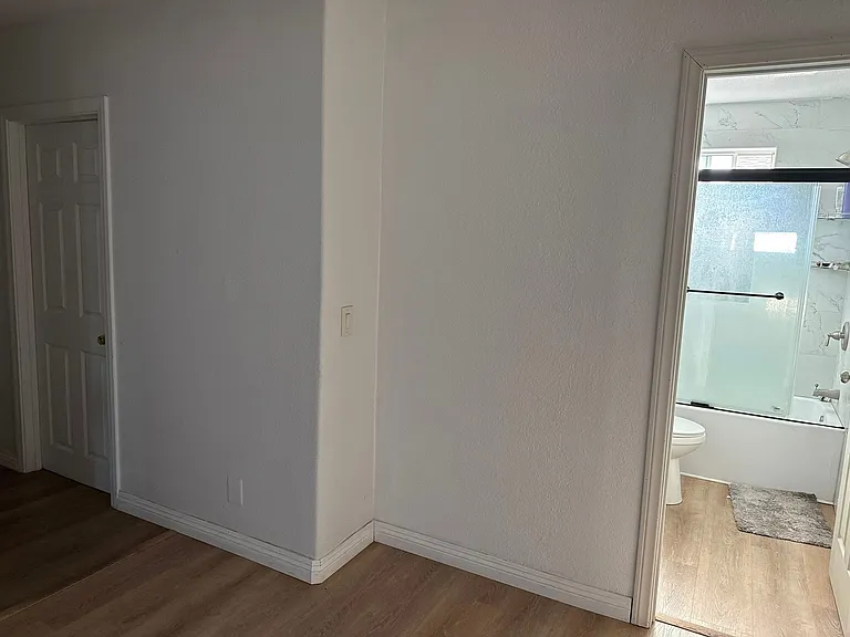 5327 Quince St — Photo 15