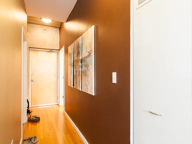630 N Franklin St #717 — Photo 6
