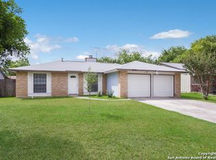 9226 Valley Rdg, San Antonio, TX 78250