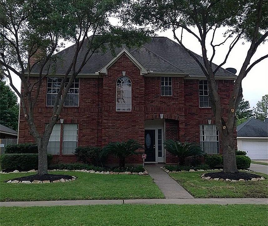 1st image of 15607 Montesa Dr