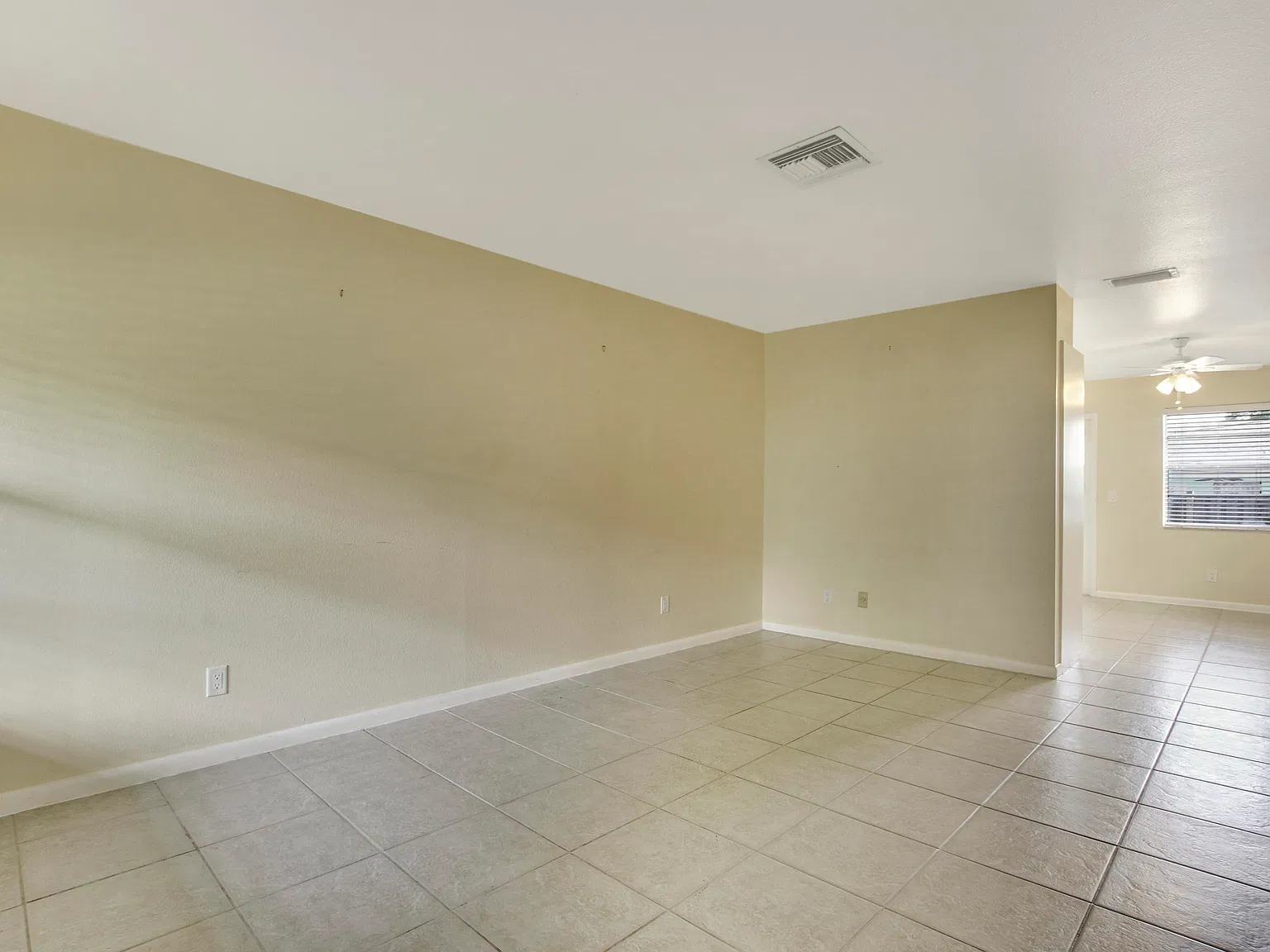 2 bed, 1.0 bath, 800 sqft, $1,750 — Photo 3