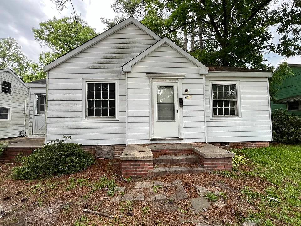 1511 Old Snow Hill Rd