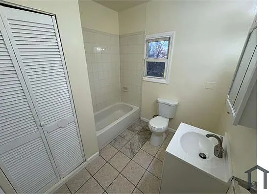 38 Park St #2 — Photo 4