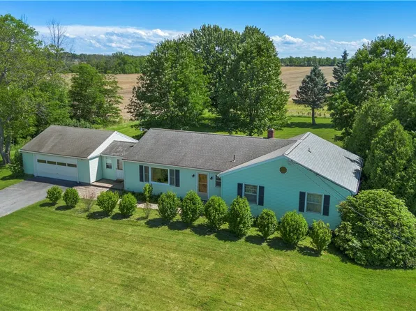 217 Parma Center Rd, Hilton, NY 14468