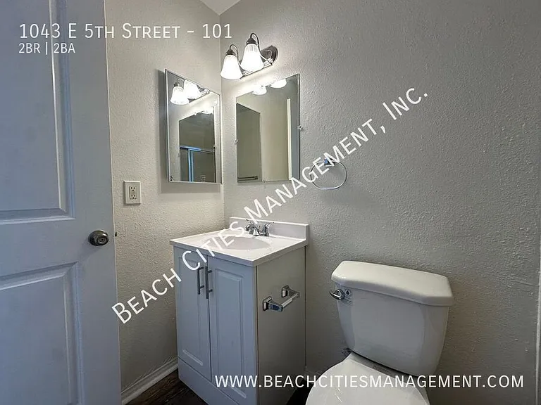 1043 E 5th St #101 — Photo 23