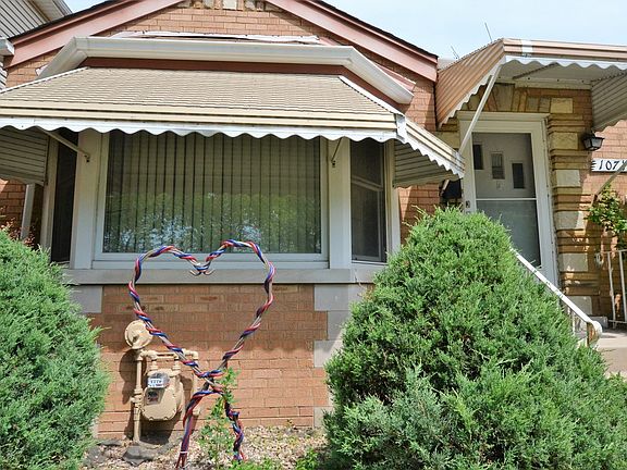 3rd image of 10719 S Sawyer Ave