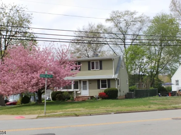 799 Spring Valley Rd, Maywood Boro, NJ 07607