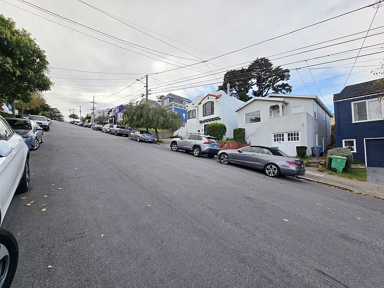 Faxon Ave — Photo 13