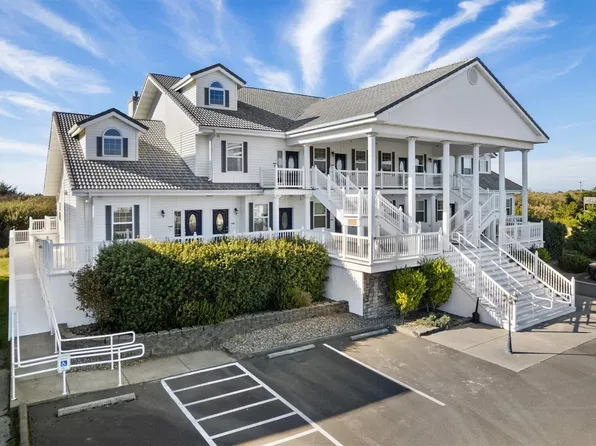 855 Ocean Shores Boulevard NW #101, Ocean Shores, WA 98569