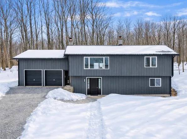 10150 E Grandview Rd, Traverse City, MI 49684