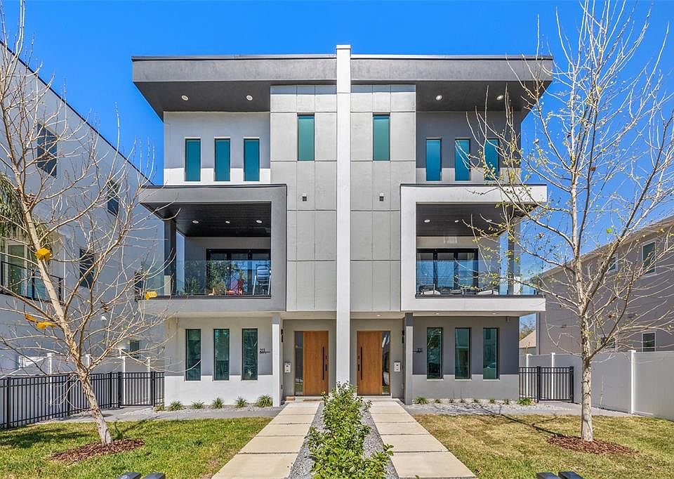 1st image of 211 W COLUMBUS DRIVE #2