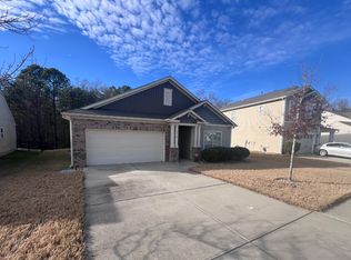 13312 Hunting Birds Ln, Charlotte, NC 28278