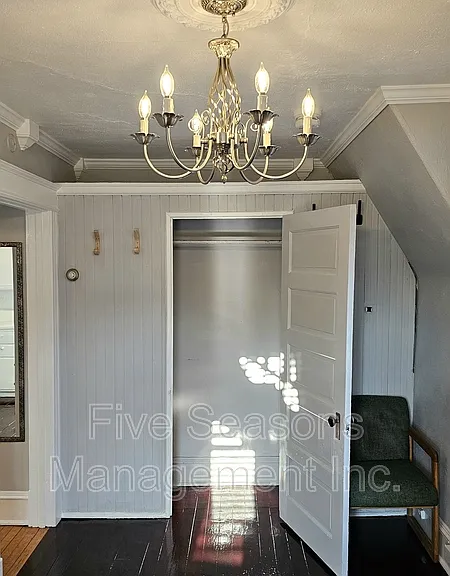 205 N Willard St #4 — Photo 2