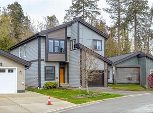 17 Saanich Ridge Dr, East Saanich 2, BC