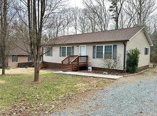 538 Tanglewood Dr, Bracey, VA 23919