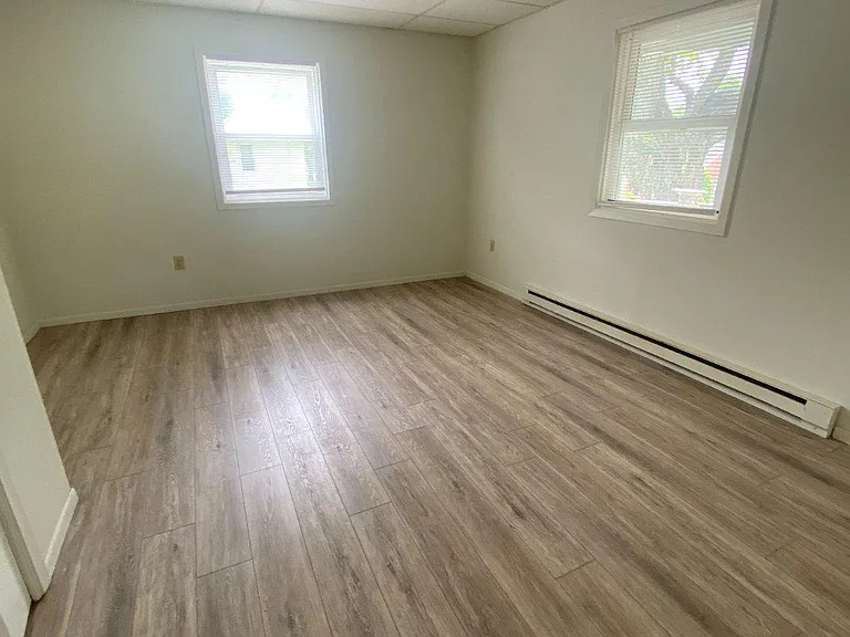 117 E High St — Photo 13