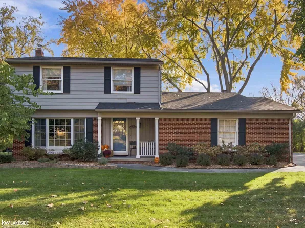 3862 Ruthland Dr, Troy, MI 48084