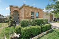 Druse Ln-2105-005.jpg
