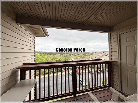 4th image of 1133 Harts Ridge Dr