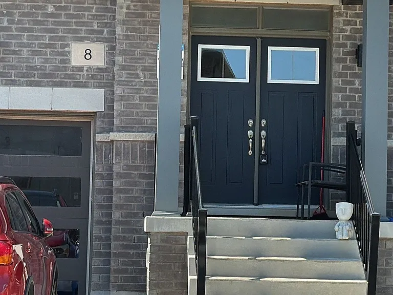 8 Spinland St — Photo 1