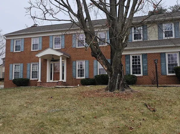 2601 Copper Hill Rd, Herndon, VA 20171