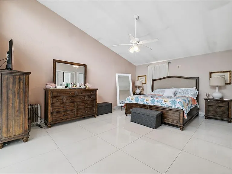 4527 Redcoat Dr — Photo 11