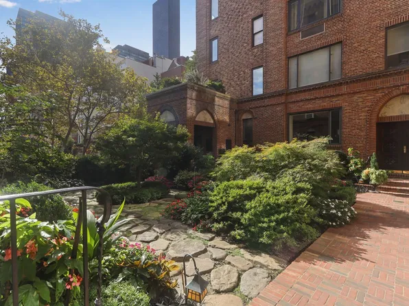 455 East 51st Street image 16 of 16