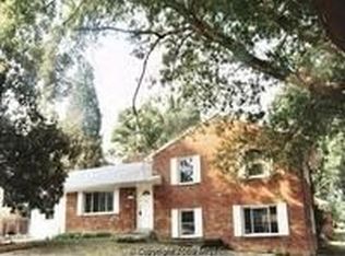 7216 Bath St, Springfield, VA 22150