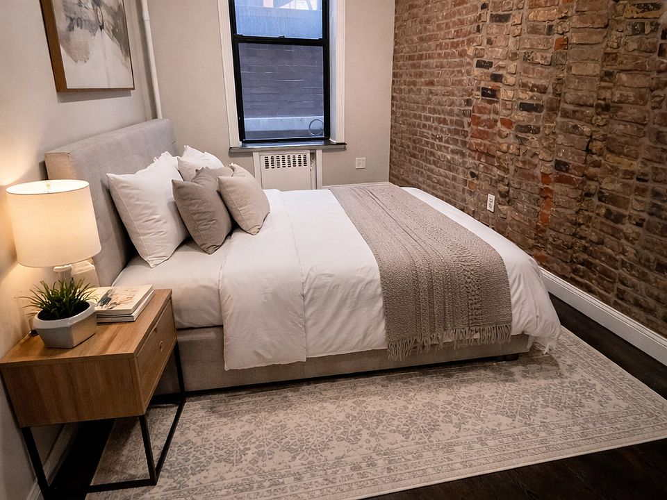 2nd image of 939 2nd Ave APT 2