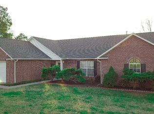 821 Rising Mist Ln, Knoxville, TN 37922