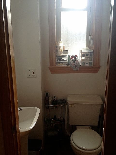 1/2 bathroom 