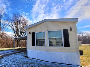 73 Sunset Dr, Springfield, OH 45502