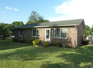 8224 Hillsville Rd, Sophia, NC 27350