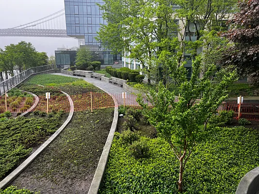 Sold by HomeDax Real Estate | media 33