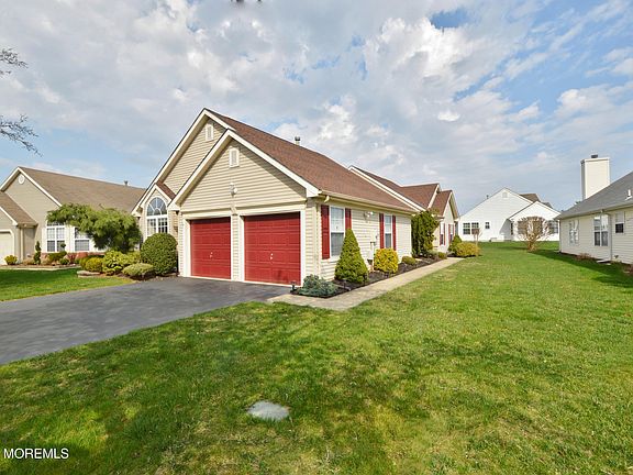 2nd image of 2725 Brookdale Court