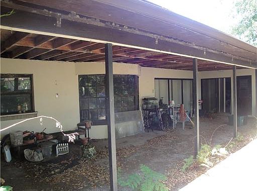2nd image of 110 Normandy Cir W